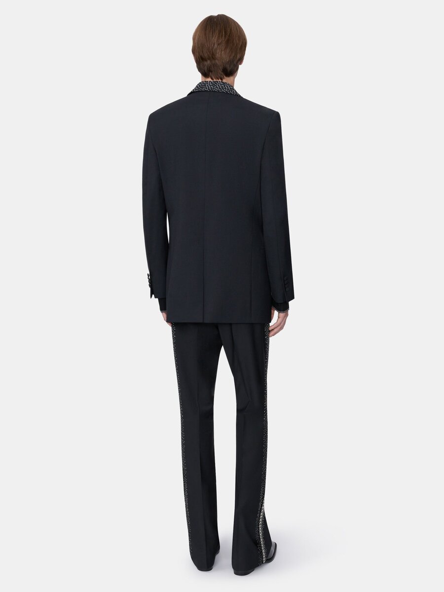 SÜSLÜ YAKALI TEK SIRALI BLAZER